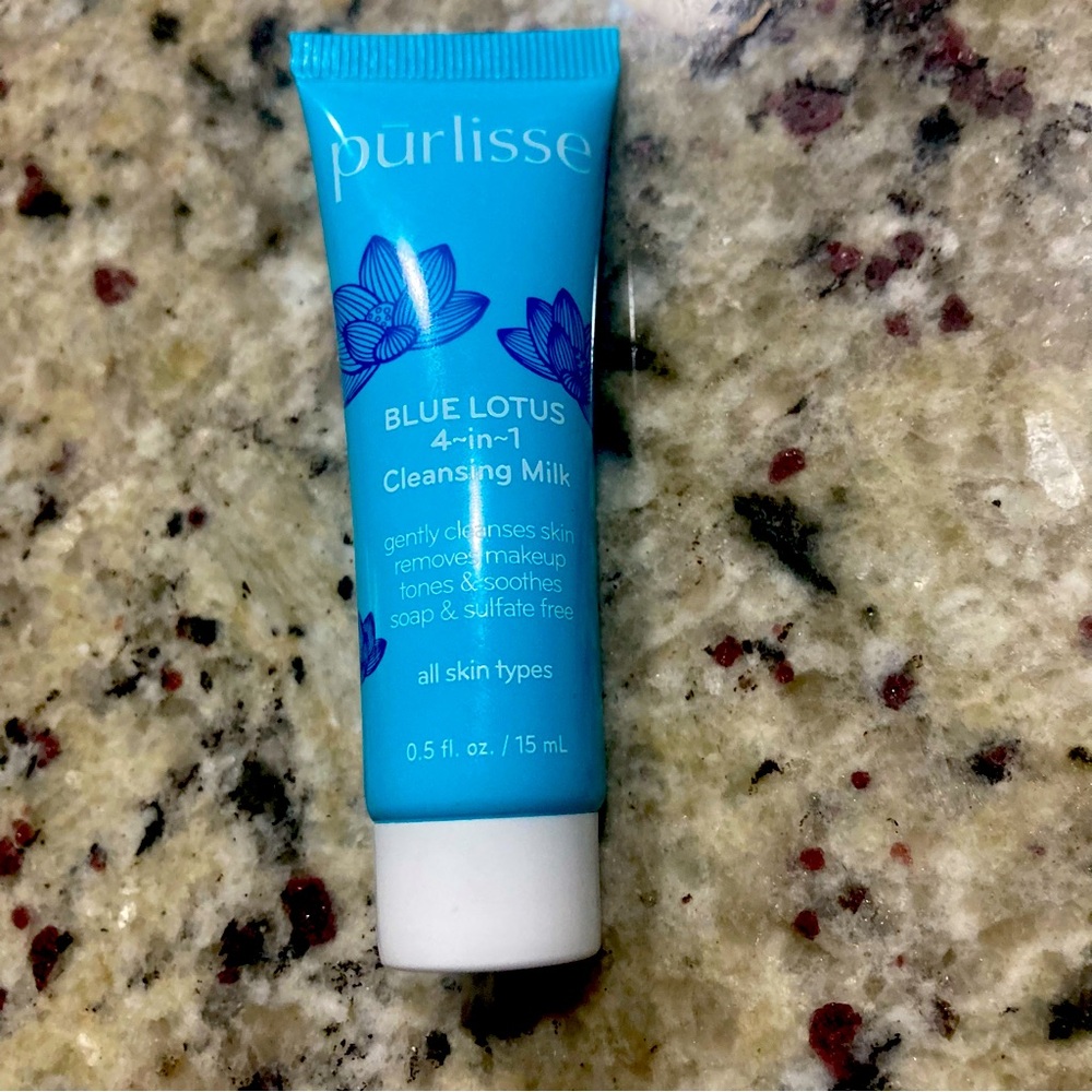 Purlisse Blue Lotus 4-in-1 cleansing milk travel size 0.5 fl oz/15ml New Sealed